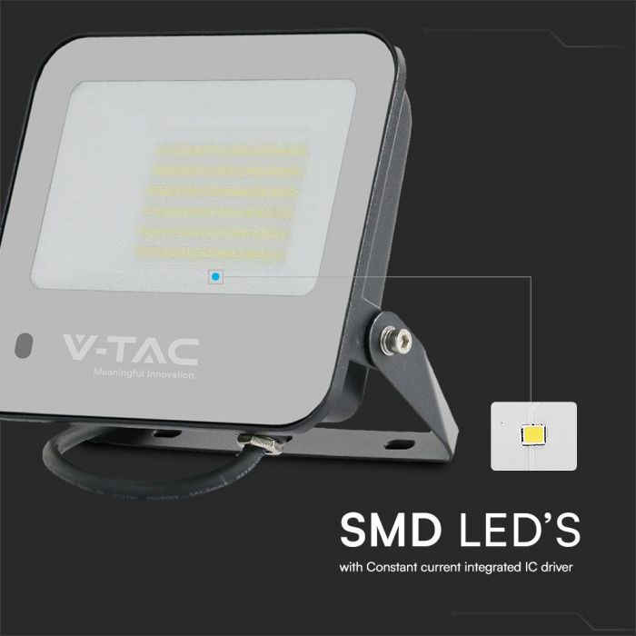 VT-44053 Projecteur LED 50W RGB + Blanc Corps Noir Verre Dépolé avec Télécommande IP65 — RGB+White — vue 3